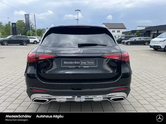 Mercedes-Benz GLC 200
