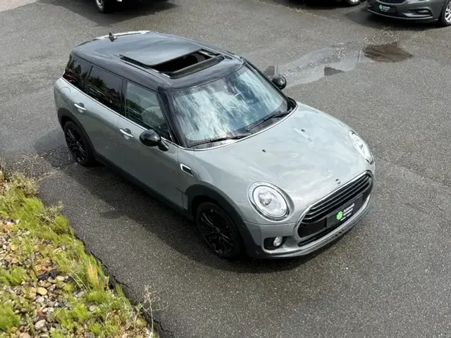 MINI Cooper Clubman