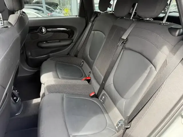 MINI Cooper Clubman