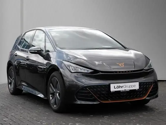 CUPRA Born