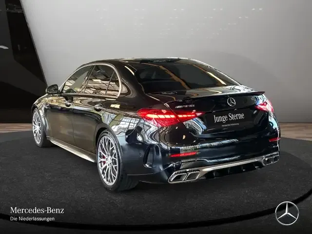 Mercedes-Benz C 63 AMG