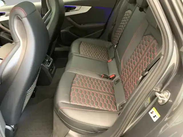 Audi RS4