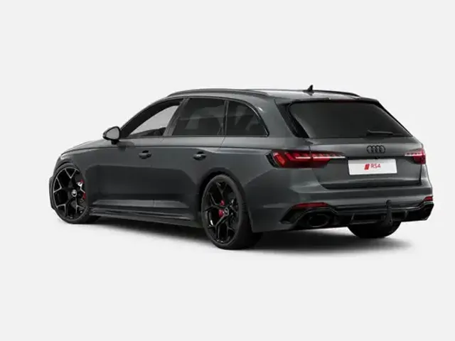 Audi RS4
