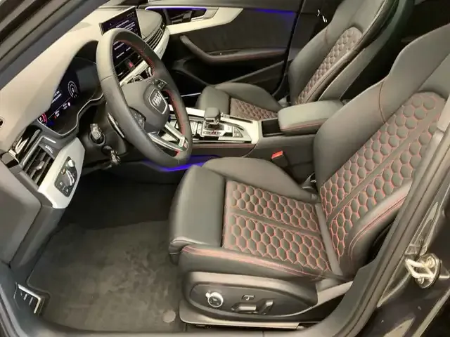 Audi RS4