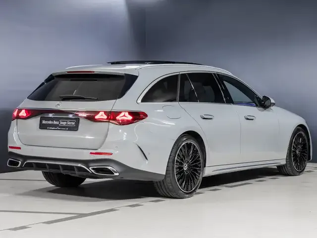 Mercedes-Benz E 220