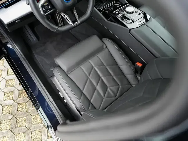 BMW 550