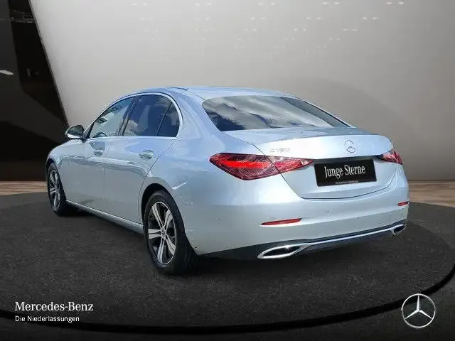 Mercedes-Benz C 180