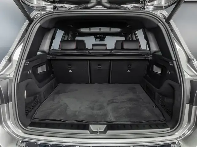 Mercedes-Benz EQB 250