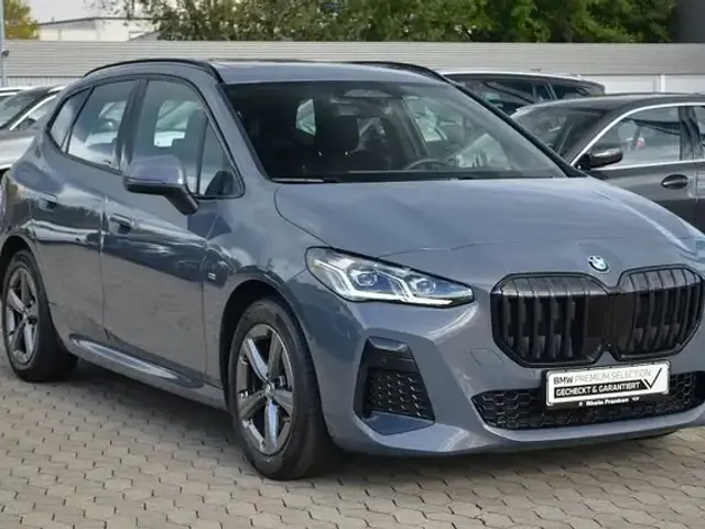 BMW 223