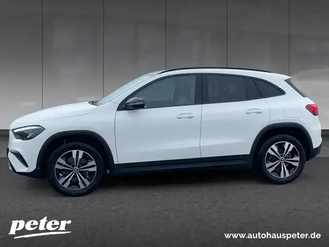 Mercedes-Benz GLA 180