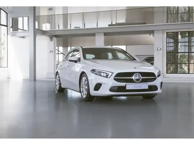 Mercedes-Benz A 220