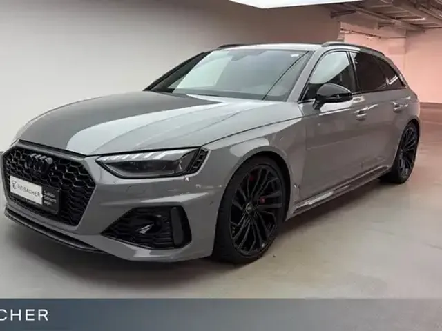 Audi RS4