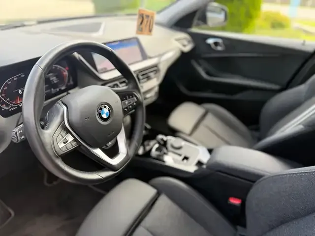 BMW 120