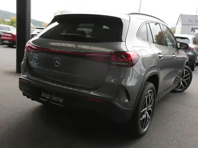 Mercedes-Benz EQA 250