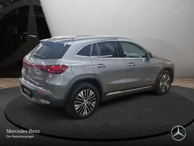 Mercedes-Benz EQA 250