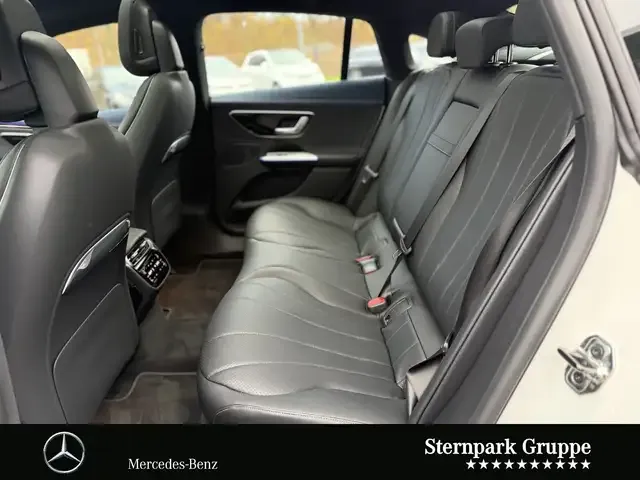 Mercedes-Benz EQE 300