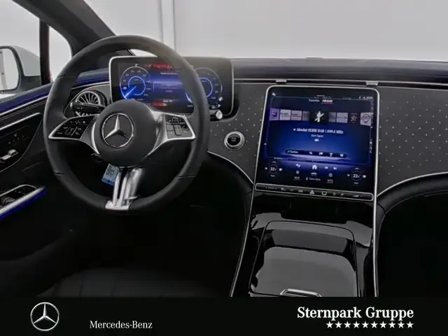 Mercedes-Benz EQE 300