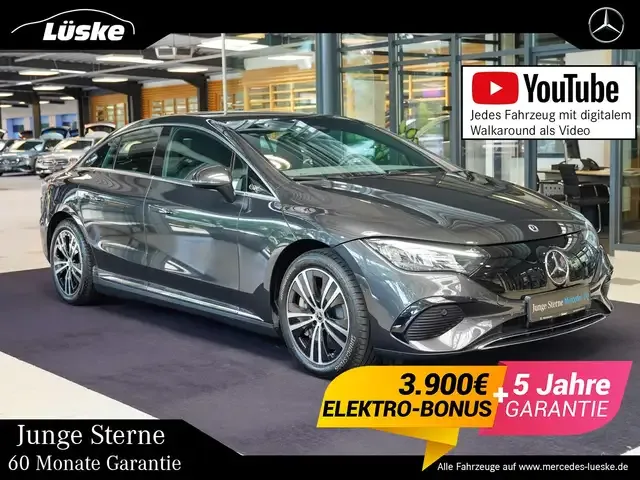 Mercedes-Benz EQE 300