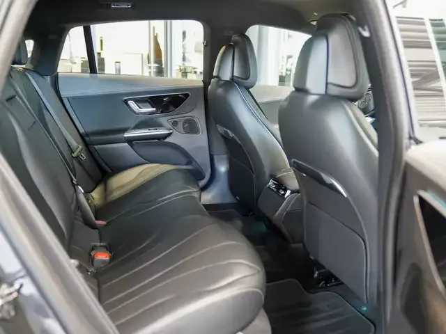 Mercedes-Benz EQE 300