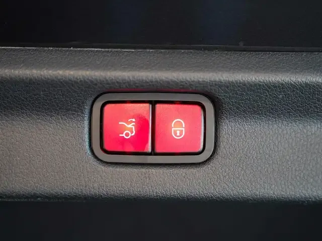 Mercedes-Benz EQE 300