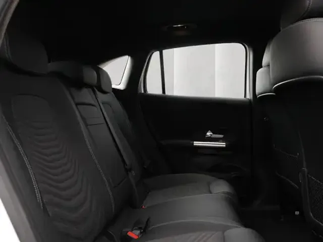 Mercedes-Benz EQA 350