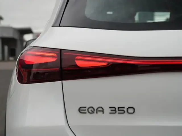 Mercedes-Benz EQA 350