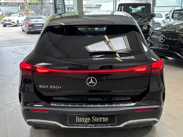 Mercedes-Benz EQA 250
