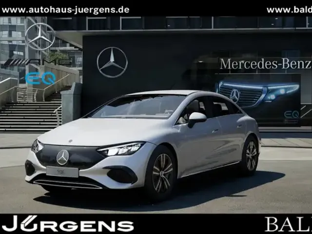Mercedes-Benz EQE 300