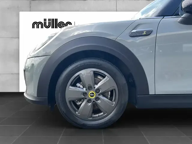 MINI Cooper SE