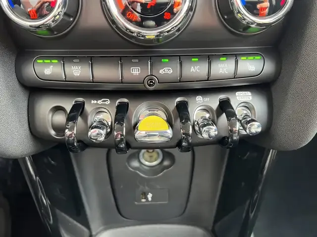 MINI Cooper SE