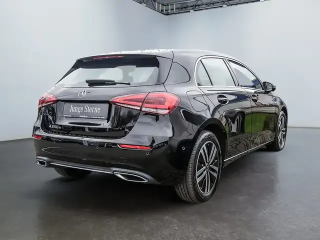 Mercedes-Benz A 250