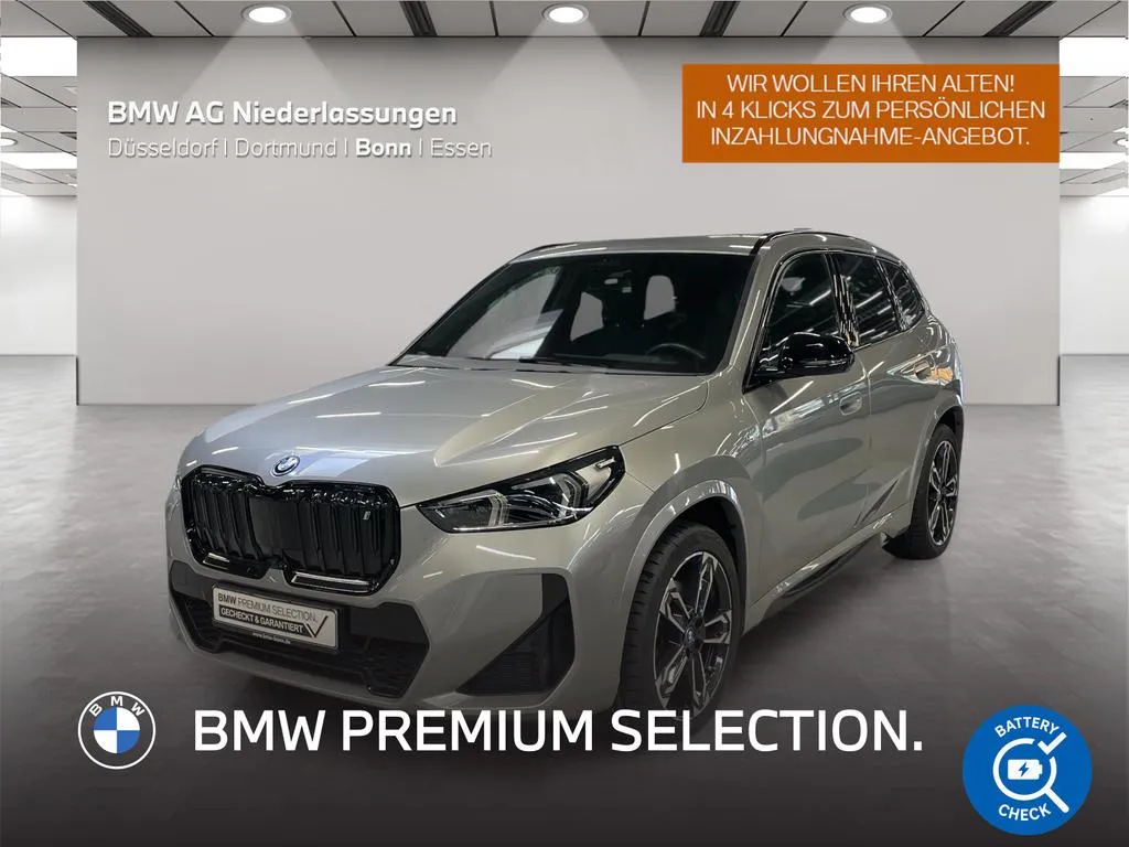 BMW iX1