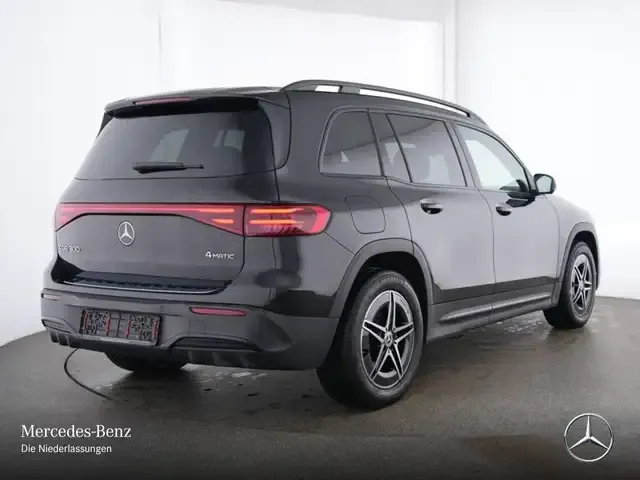 Mercedes-Benz EQB 300
