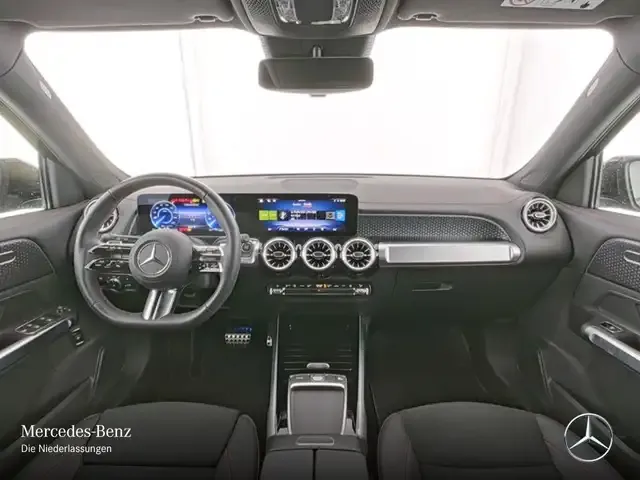 Mercedes-Benz EQB 300