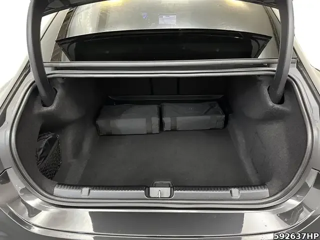 Mercedes-Benz EQE 350