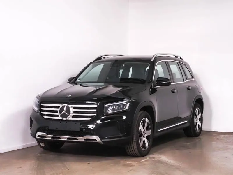 Mercedes-Benz GLB 220