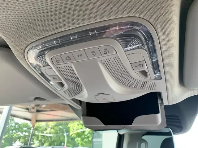 Mercedes-Benz EQV 300