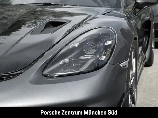 Porsche 718 Spyder