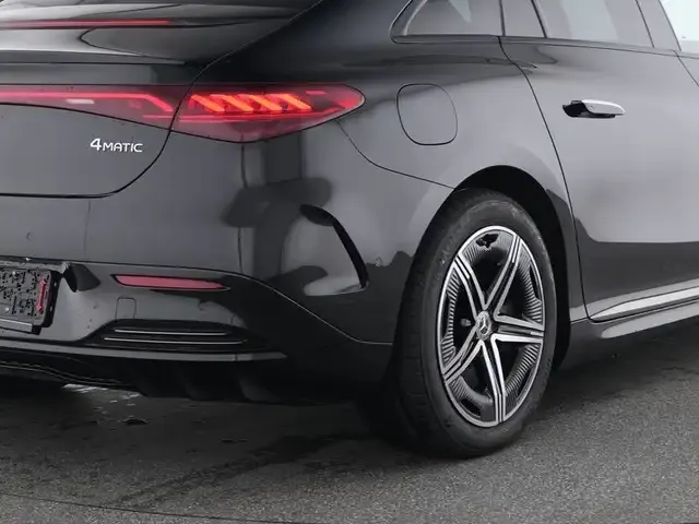 Mercedes-Benz EQE 350