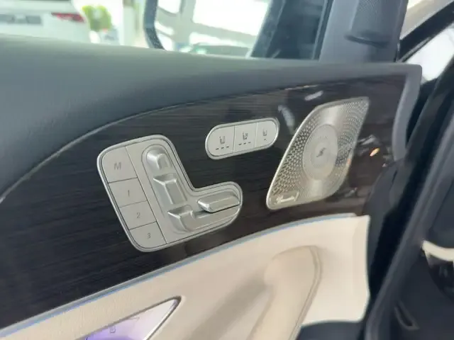 Mercedes-Benz GLS 580