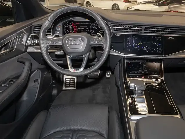 Audi RS Q8