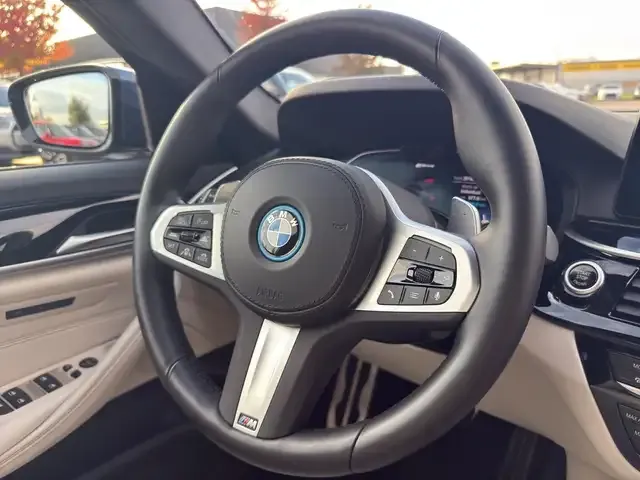 BMW 545