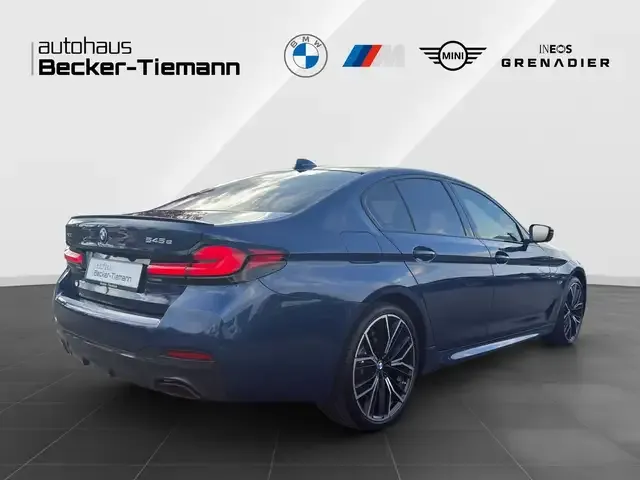 BMW 545