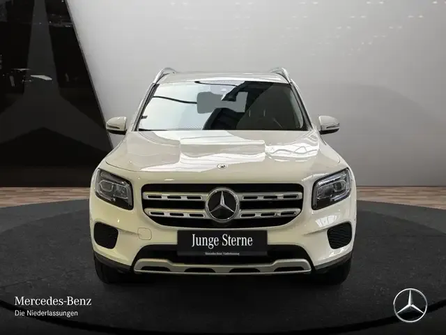 Mercedes-Benz GLB 180