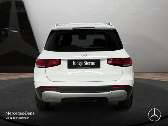 Mercedes-Benz GLB 180