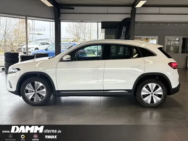 Mercedes-Benz EQA 300