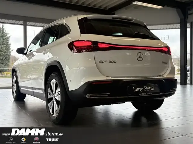 Mercedes-Benz EQA 300