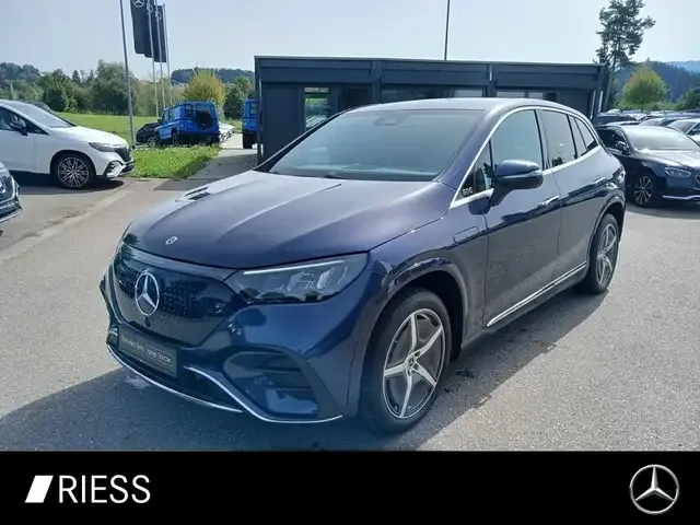 Mercedes-Benz EQE SUV