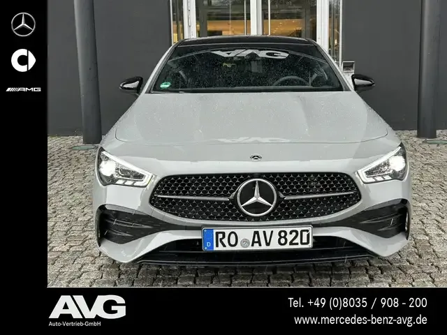 Mercedes-Benz CLA 200