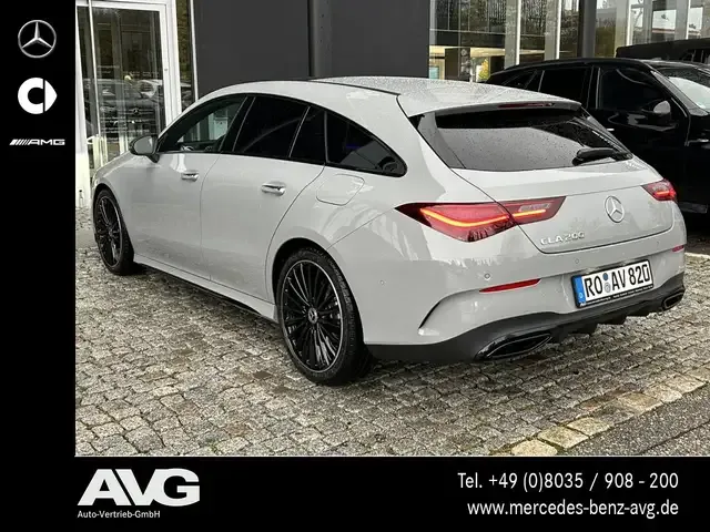 Mercedes-Benz CLA 200